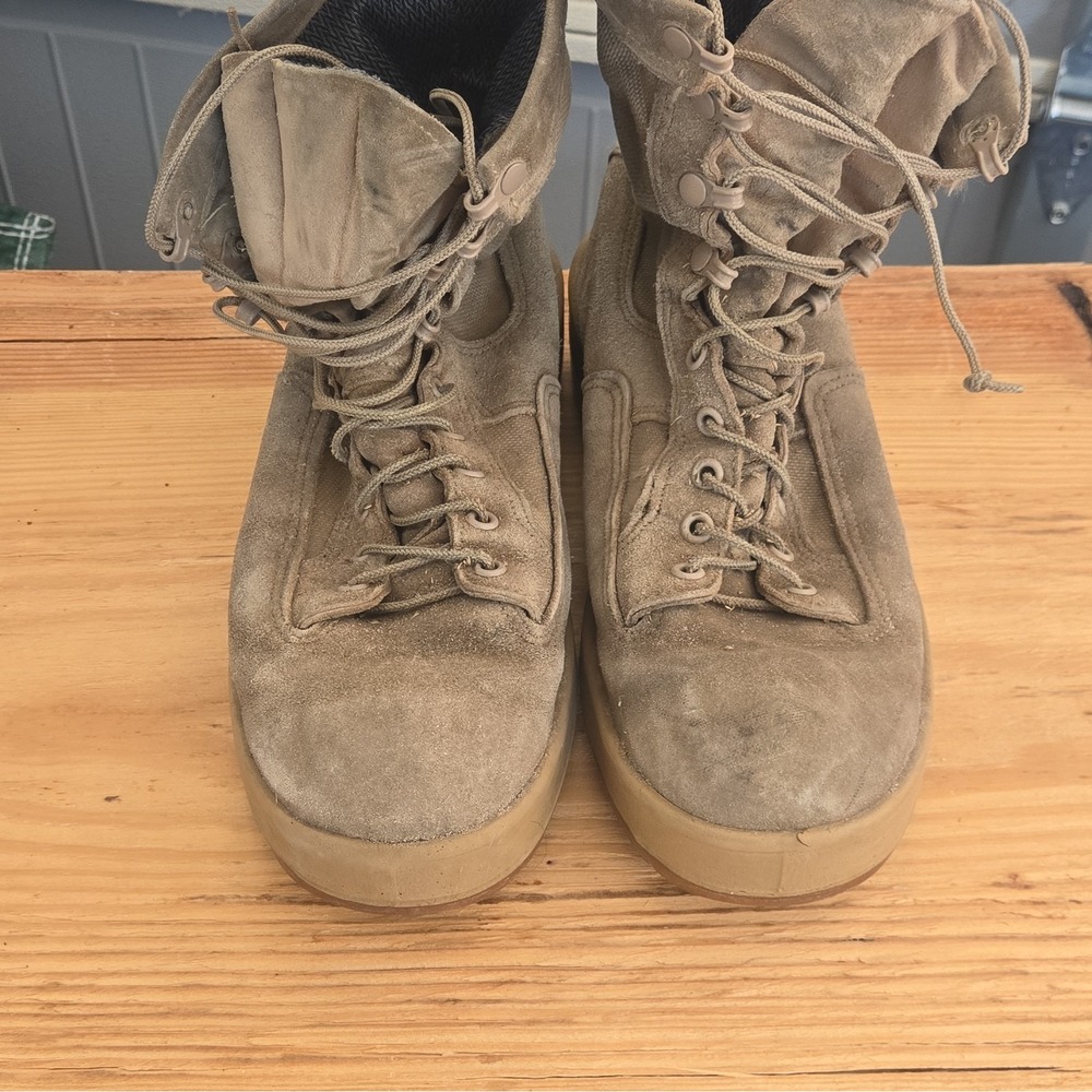 Wellco Men's Tactical Combat Boots US 10.5 Medium Tan SPM1C1-12-D-1053